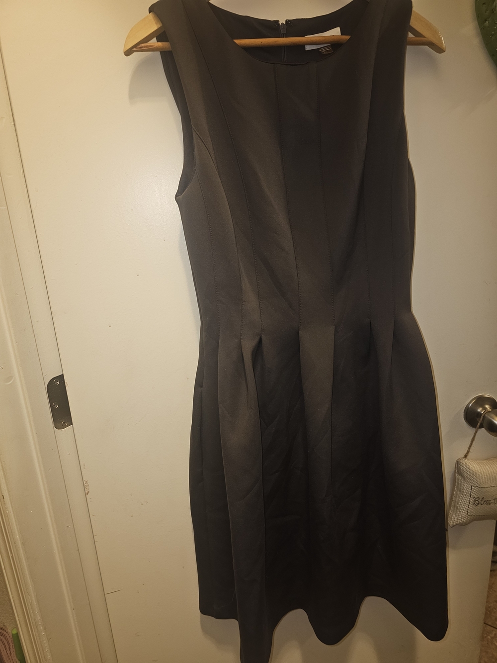 Calvin Klein Fit And Flare Dress In Gray With Scuba Knit Material SZ M EUC
